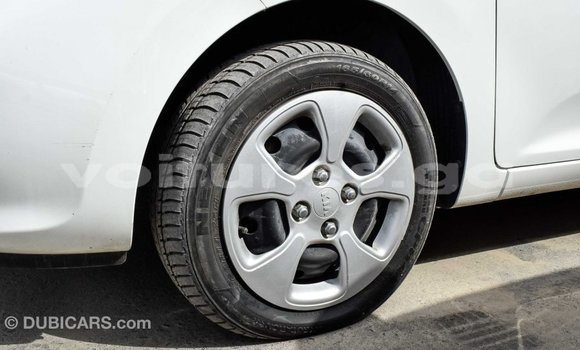 Acheter Import Voiture Kia Picanto Blanc à Import - Dubai, Estuaire Acheter Import Voiture Kia Picanto Blanc à Import - Dubai, Estuaire
