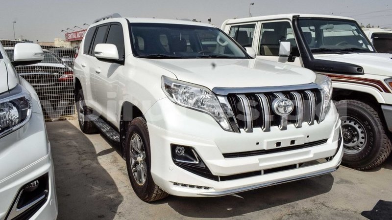 Big with watermark toyota prado estuaire import dubai 4788