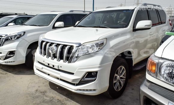 Acheter Import Voiture Toyota Prado Blanc à Import - Dubai, Estuaire Acheter Import Voiture Toyota Prado Blanc à Import - Dubai, Estuaire