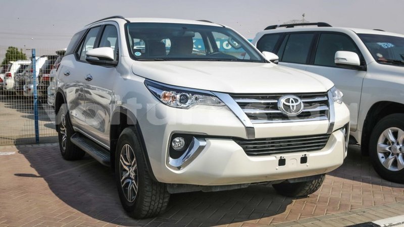 Big with watermark toyota fortuner estuaire import dubai 4789