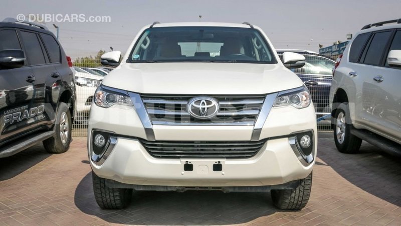 Big with watermark toyota fortuner estuaire import dubai 4789