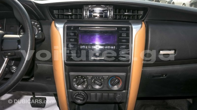 Big with watermark toyota fortuner estuaire import dubai 4789