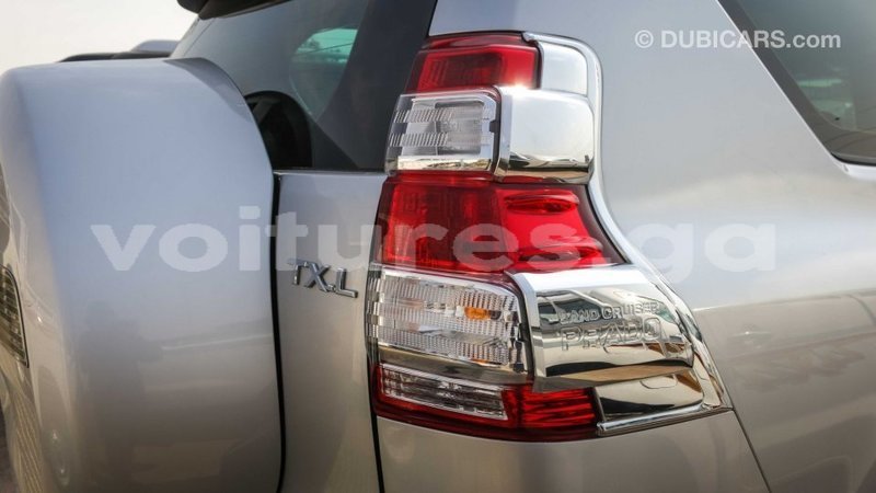 Big with watermark toyota prado estuaire import dubai 4790