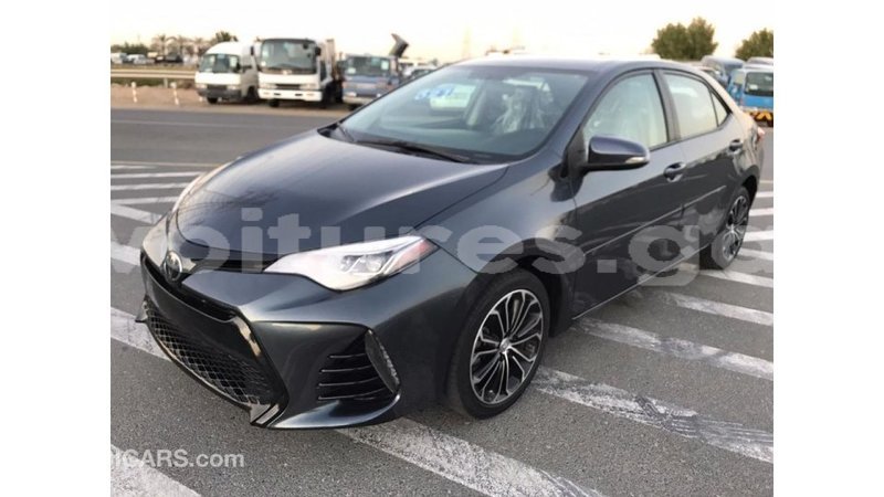 Big with watermark toyota corolla estuaire import dubai 4803