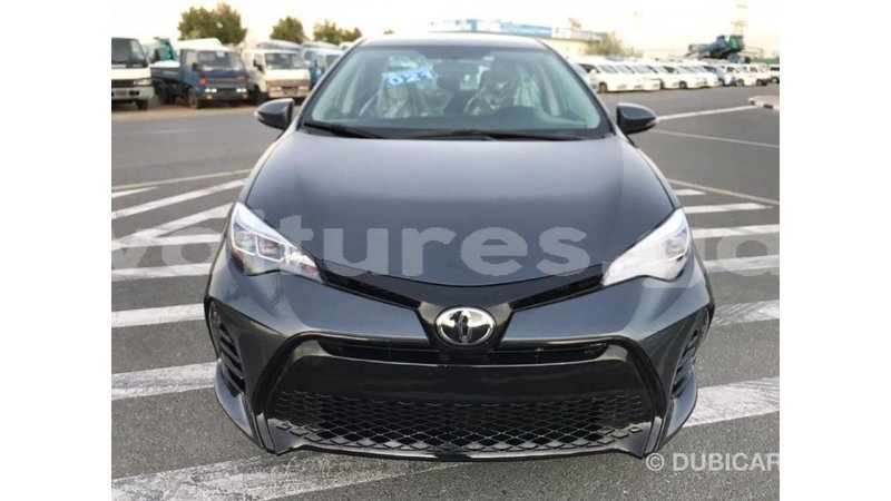 Big with watermark toyota corolla estuaire import dubai 4803