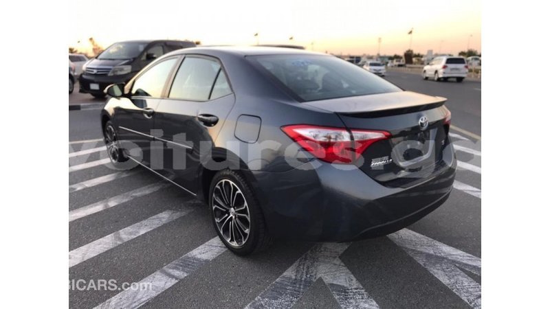 Big with watermark toyota corolla estuaire import dubai 4803