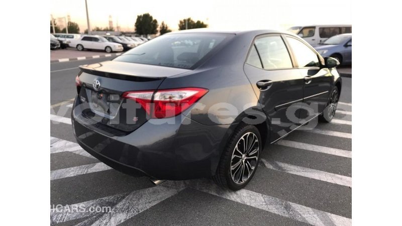 Big with watermark toyota corolla estuaire import dubai 4803