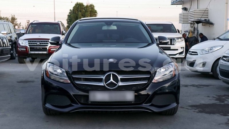 Big with watermark mercedes benz 190 estuaire import dubai 4804