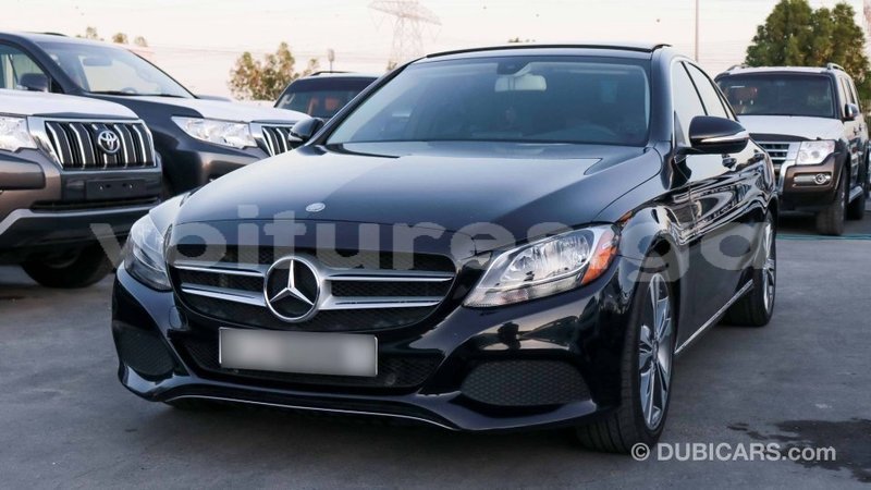 Big with watermark mercedes benz 190 estuaire import dubai 4804