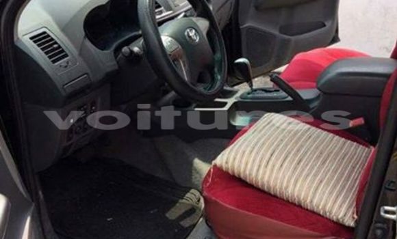 Acheter Occasion Voiture Toyota Hilux Noir à Libreville, Estuaire Acheter Occasion Voiture Toyota Hilux Noir à Libreville, Estuaire