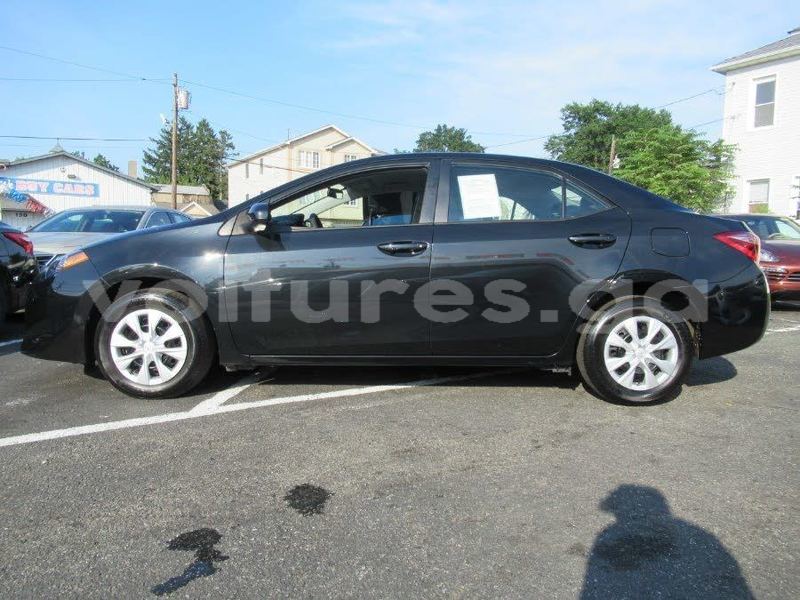 Big with watermark toyota corolla estuaire libreville 4805