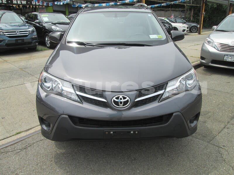 Big with watermark toyota rav4 estuaire libreville 4807