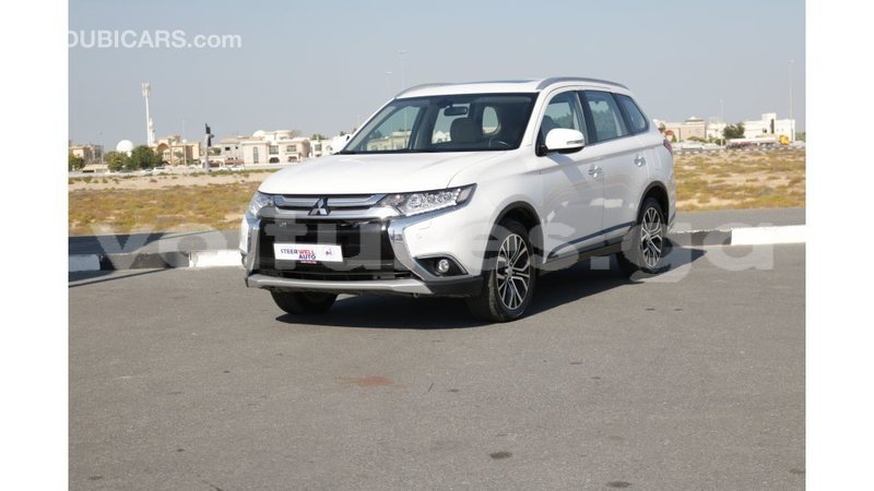 Big with watermark mitsubishi outlander estuaire import dubai 4809