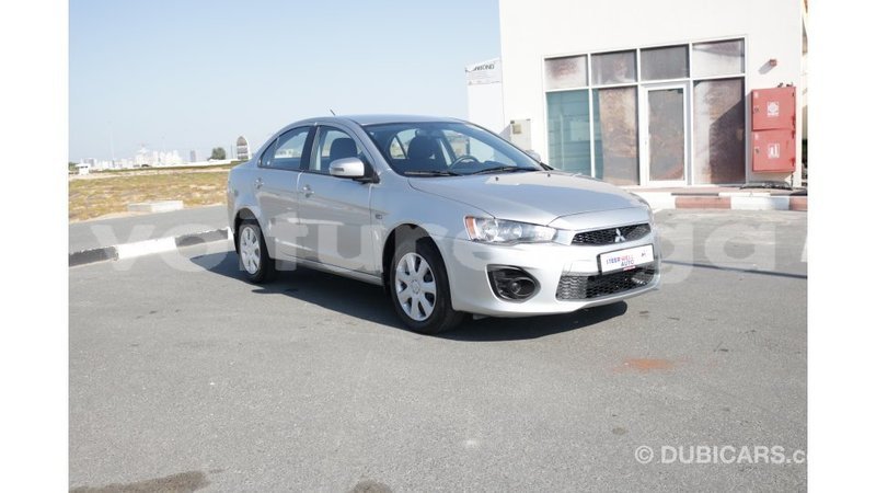 Big with watermark mitsubishi lancer estuaire import dubai 4810