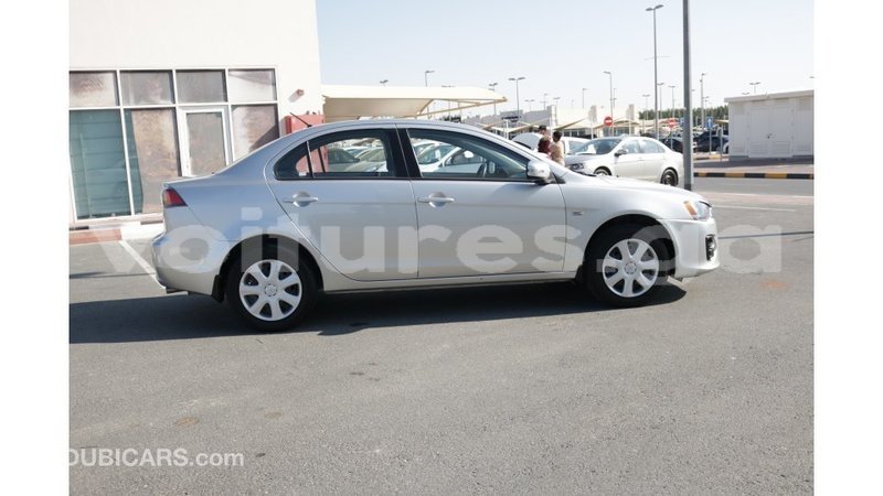 Big with watermark mitsubishi lancer estuaire import dubai 4810