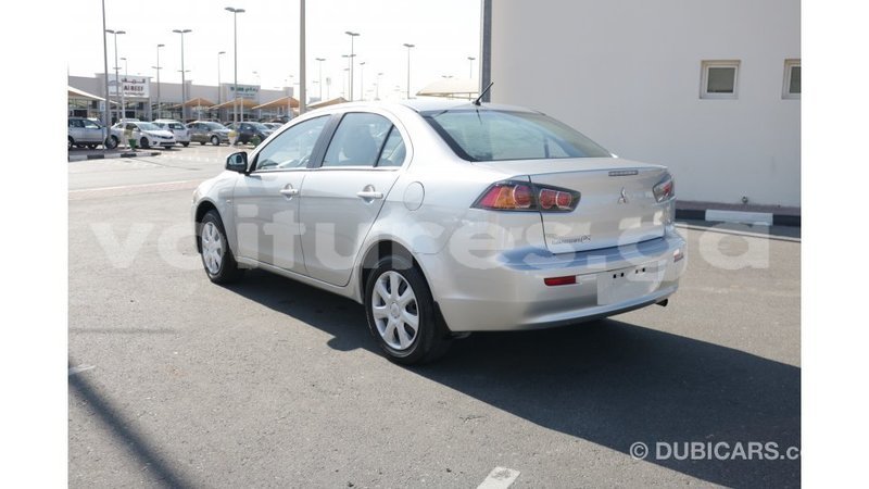 Big with watermark mitsubishi lancer estuaire import dubai 4810