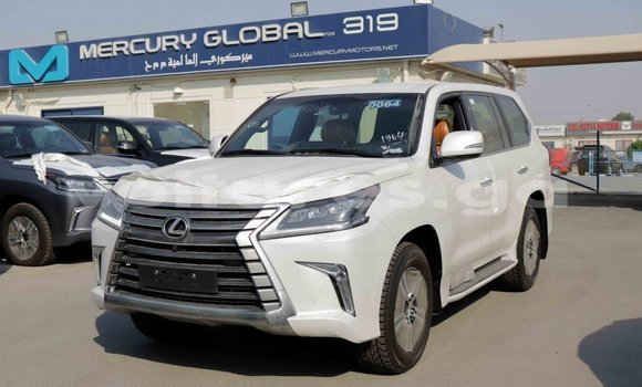 Acheter Import Voiture Lexus LX Blanc à Import - Dubai, Estuaire Acheter Import Voiture Lexus LX Blanc à Import - Dubai, Estuaire