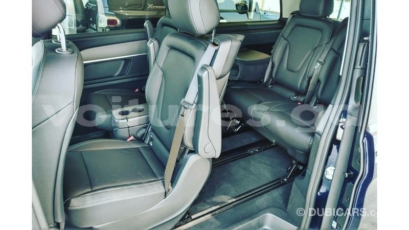 Big with watermark mercedes benz 250 estuaire import dubai 4812