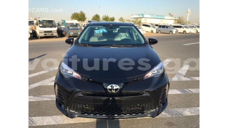 Big with watermark toyota corolla estuaire import dubai 4815