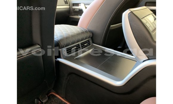 Acheter Import Voiture Toyota Land Cruiser Noir à Import - Dubai, Estuaire Acheter Import Voiture Toyota Land Cruiser Noir à Import - Dubai, Estuaire