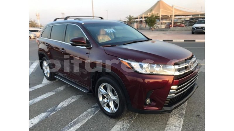 Big with watermark toyota highlander estuaire import dubai 4827