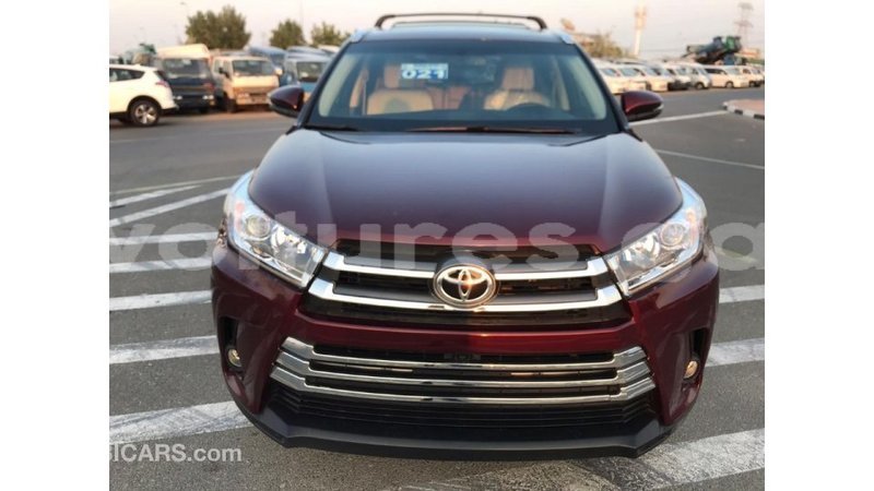 Big with watermark toyota highlander estuaire import dubai 4827