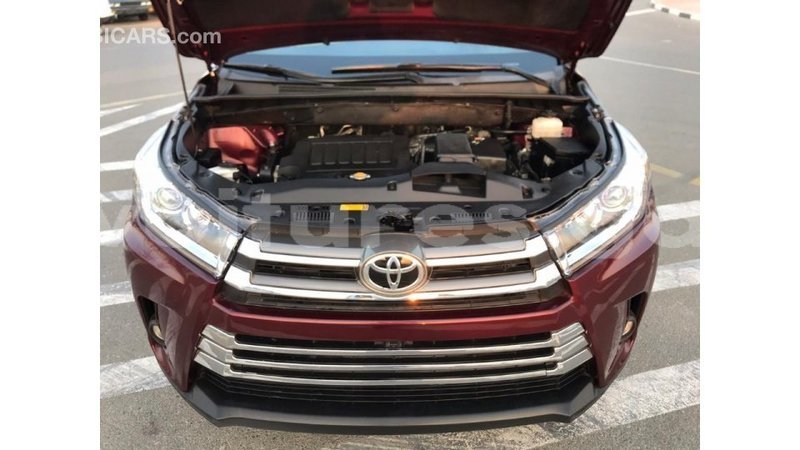 Big with watermark toyota highlander estuaire import dubai 4827