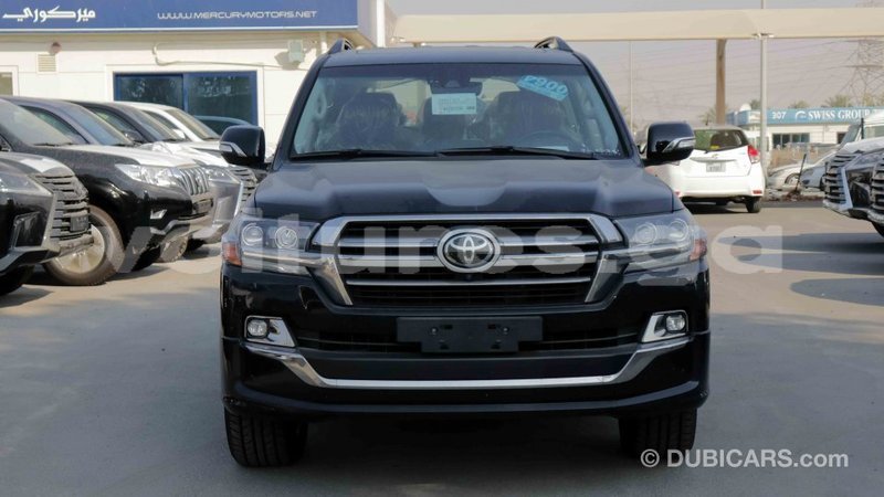 Big with watermark toyota land cruiser estuaire import dubai 4829