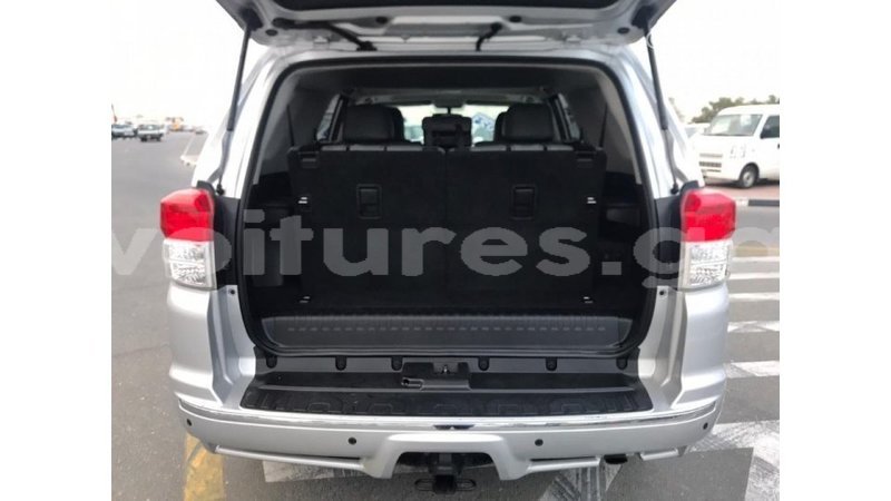 Big with watermark toyota hiace estuaire import dubai 4830