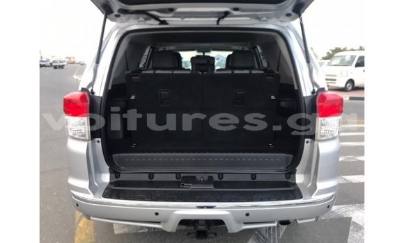 Acheter Import Utilitaire Toyota HiAce Autre à Import - Dubai, Estuaire Acheter Import Utilitaire Toyota HiAce Autre à Import - Dubai, Estuaire