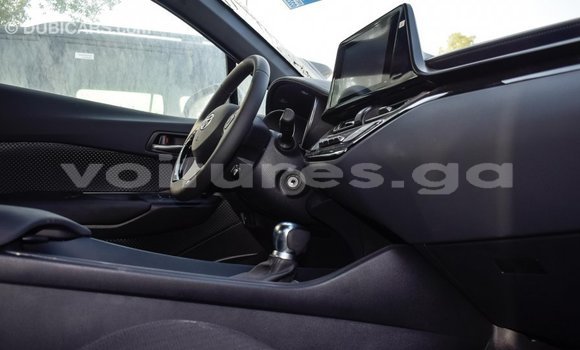 Acheter Import Voiture Toyota C-HR Autre à Import - Dubai, Estuaire Acheter Import Voiture Toyota C-HR Autre à Import - Dubai, Estuaire