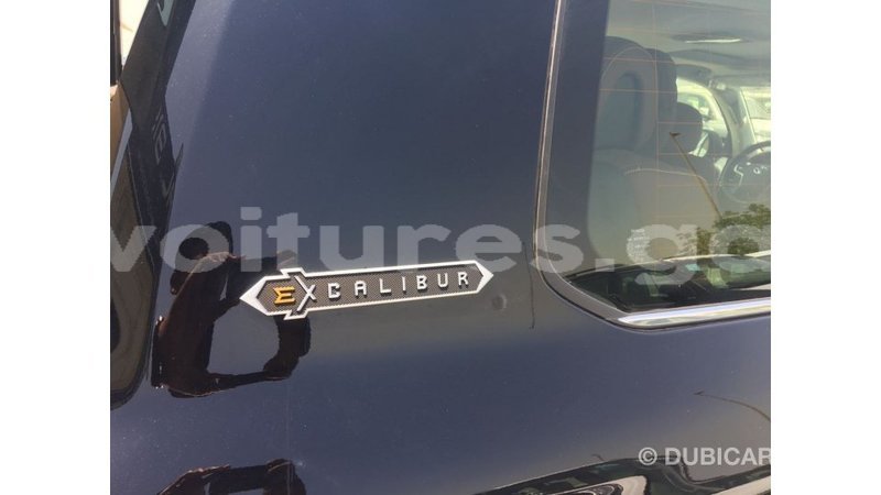 Big with watermark toyota land cruiser estuaire import dubai 4844