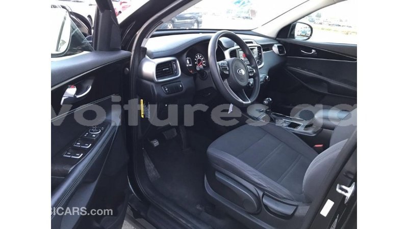 Big with watermark kia sorento estuaire import dubai 4851