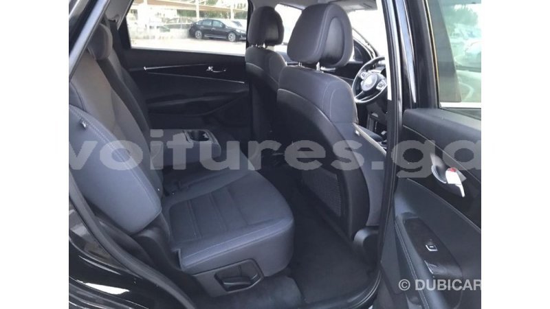 Big with watermark kia sorento estuaire import dubai 4851