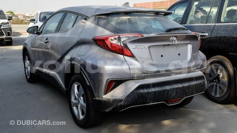 Big with watermark toyota c hr estuaire import dubai 4852