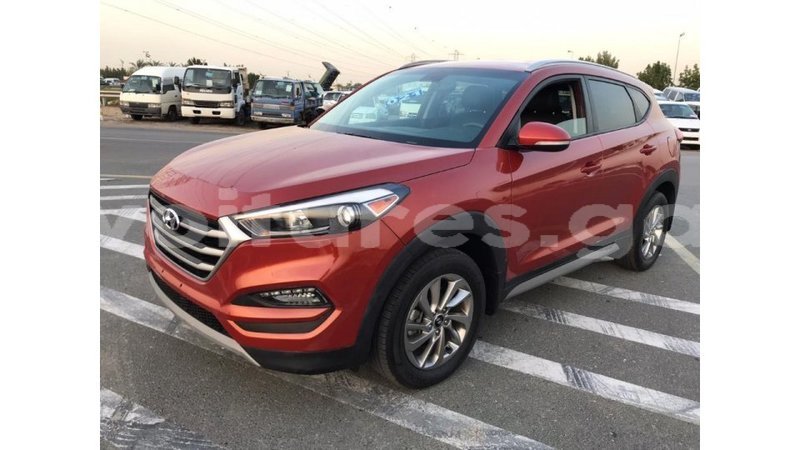 Big with watermark hyundai tucson estuaire import dubai 4853