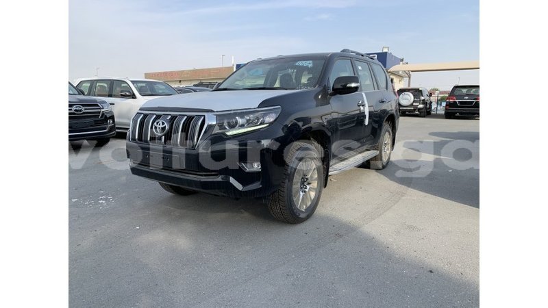 Big with watermark toyota prado estuaire import dubai 4855