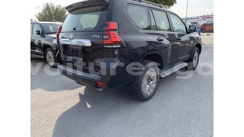 Big with watermark toyota prado estuaire import dubai 4855