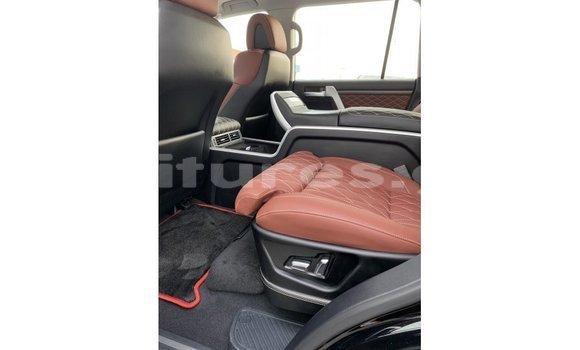 Acheter Import Voiture Toyota Land Cruiser Noir à Import - Dubai, Estuaire Acheter Import Voiture Toyota Land Cruiser Noir à Import - Dubai, Estuaire