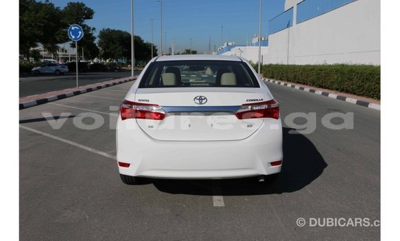 Acheter Import Voiture Toyota Corolla Blanc à Import - Dubai, Estuaire Acheter Import Voiture Toyota Corolla Blanc à Import - Dubai, Estuaire