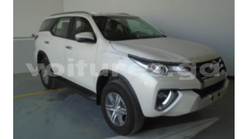 Big with watermark toyota fortuner estuaire import dubai 4870