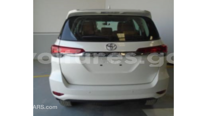 Big with watermark toyota fortuner estuaire import dubai 4870