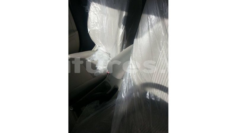 Big with watermark mitsubishi l200 estuaire import dubai 4871