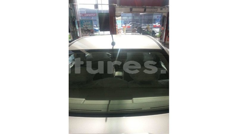 Big with watermark mitsubishi l200 estuaire import dubai 4871