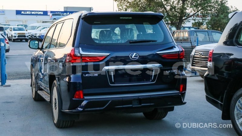 Big with watermark lexus lx estuaire import dubai 4872