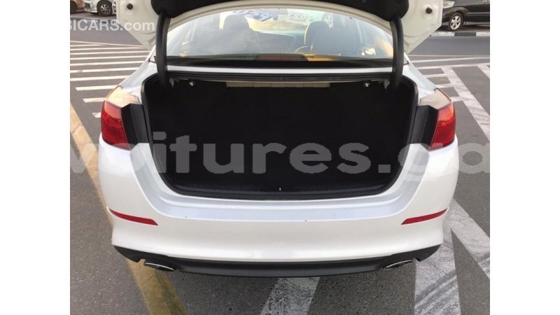 Big with watermark kia optima estuaire import dubai 4876