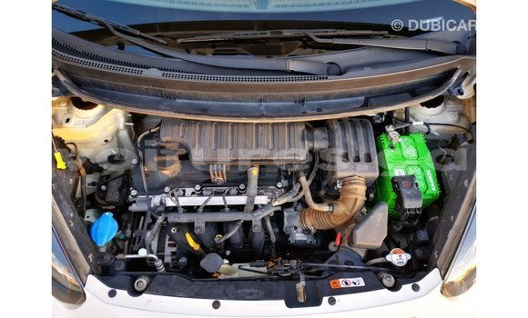 Acheter Import Voiture Kia Picanto Blanc à Import - Dubai, Estuaire Acheter Import Voiture Kia Picanto Blanc à Import - Dubai, Estuaire