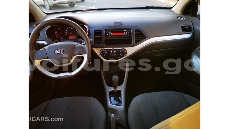 Big with watermark kia picanto estuaire import dubai 4881