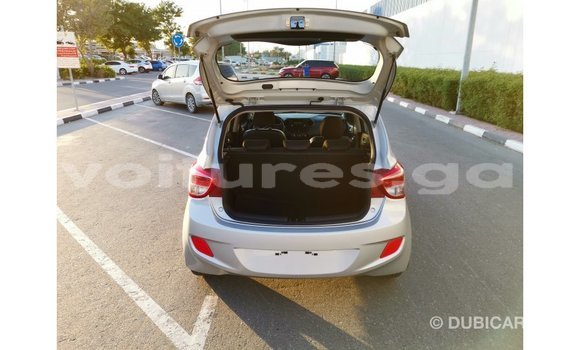 Acheter Import Voiture Hyundai i10 Autre à Import - Dubai, Estuaire Acheter Import Voiture Hyundai i10 Autre à Import - Dubai, Estuaire