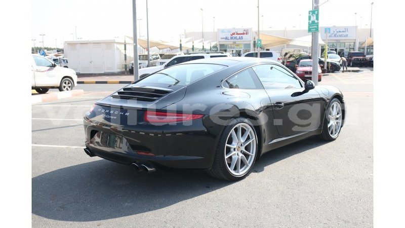 Big with watermark porsche 911 estuaire import dubai 4885